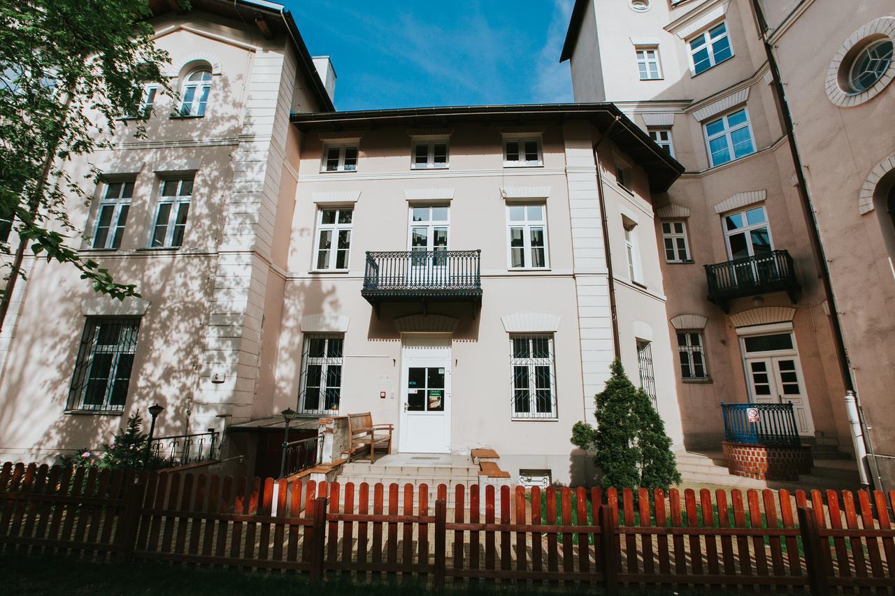 Erasmus Dorm Warsaw Ngoại thất bức ảnh