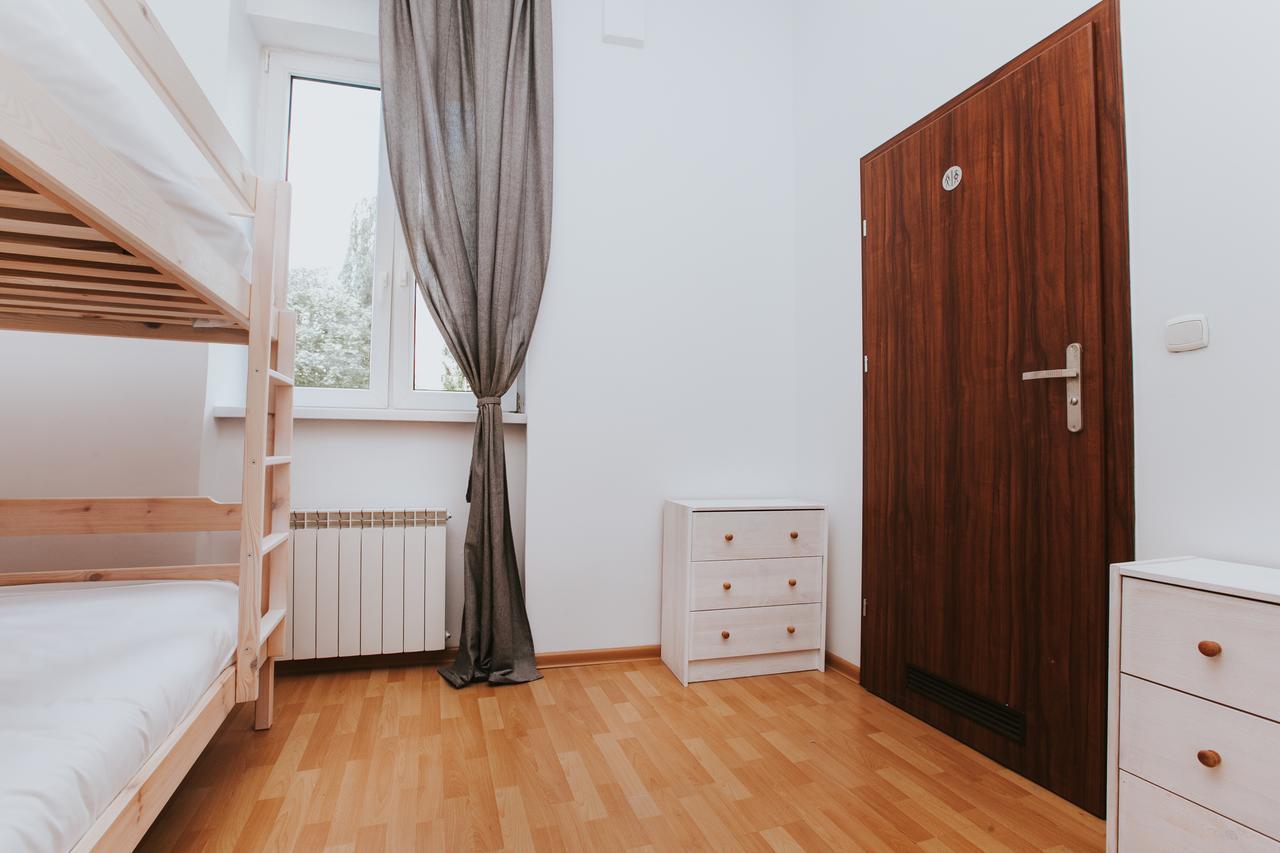 Erasmus Dorm Warsaw Ngoại thất bức ảnh
